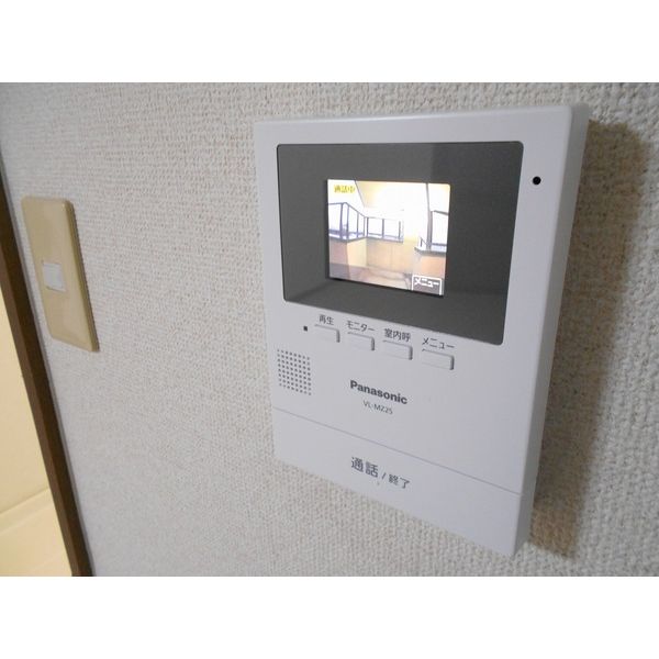 セキュリティ　モニター付きインターホン