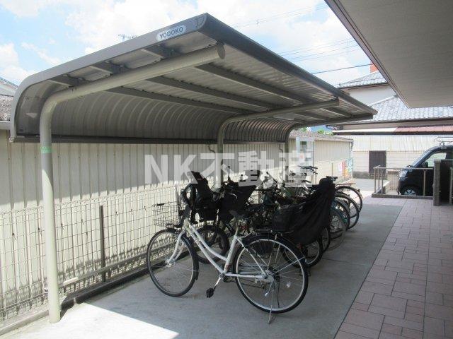 その他　駐輪場です