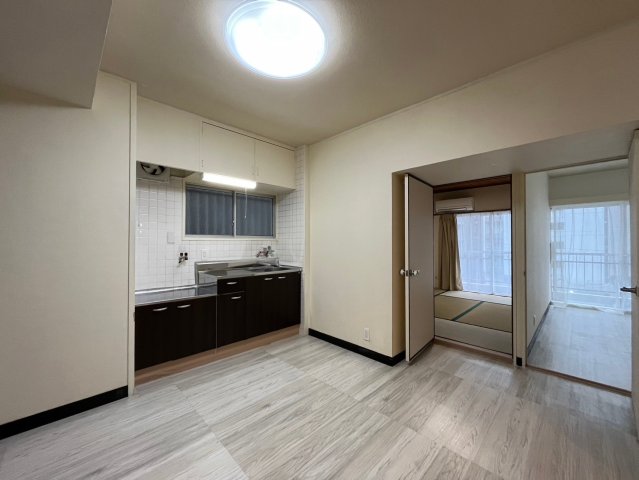 居室・リビング　メゾン御園