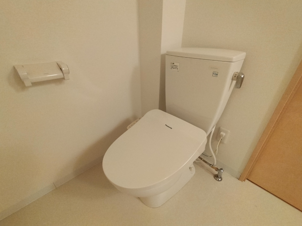 FOREST COURT ITAMIのトイレ写真