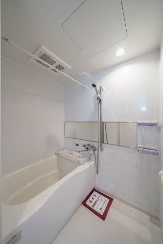 バス・シャワールーム　浴室