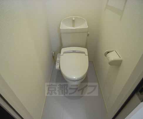 トイレ　ウォシュレット付きトイレ。