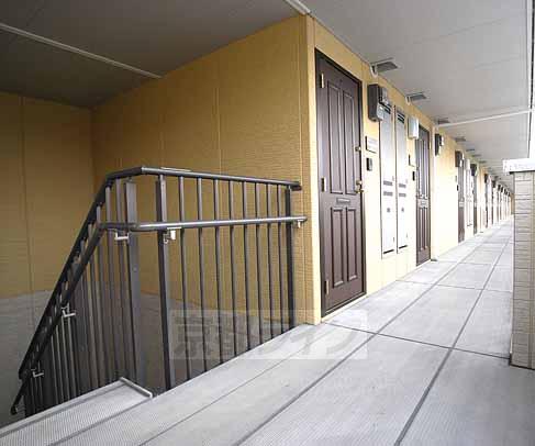 その他共有部分　西洋風の廊下。