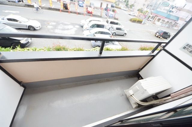 バルコニー　♪大きなバルコニー付き♪