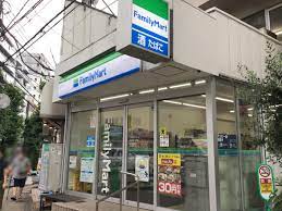 コンビニ　ファミリーマート白山五丁目店（コンビニ）まで92m