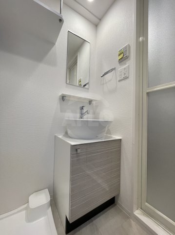 洗面設備　エスリードレジデンス大阪難波　独立洗面台