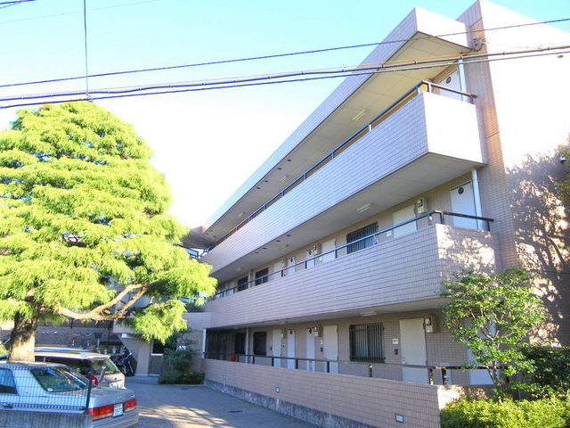 建物外観　永福町駅徒歩5分　人気のファミリータイプ