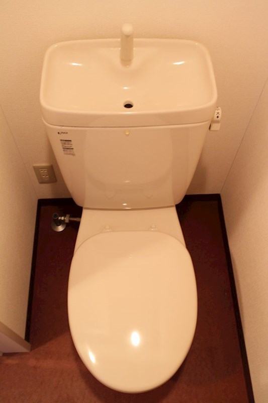 トイレ　別号室参照写真