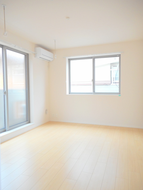 居室・リビング　角部屋2面採光