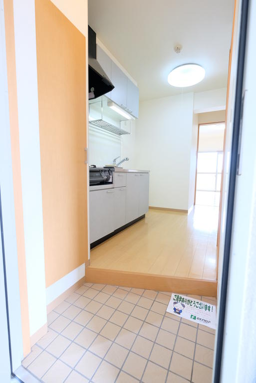 玄関　室内写真は別室です