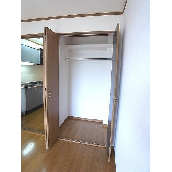 収納　クローゼット