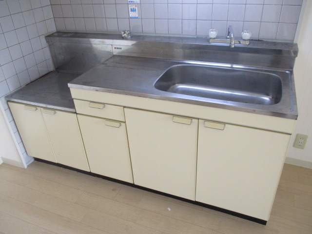 キッチン　キッチンです。