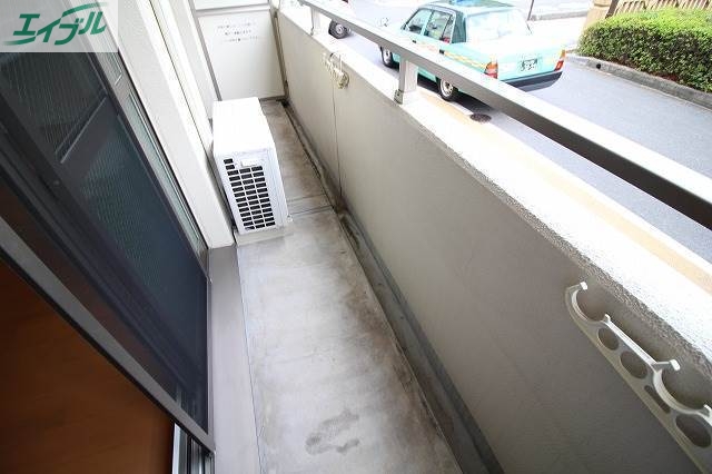 バルコニー　準備中