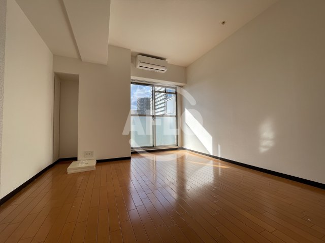 居室・リビング　エスリード福島駅前　洋室