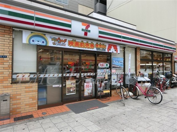 コンビニ　セブンイレブン大阪瓦屋町3丁目店（コンビニ）まで57m