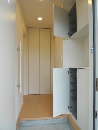 玄関　靴がたくさんあっても大丈夫！