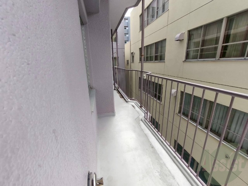 バルコニー　バルコニーが付いていますので一息ついてみてはいかがですか。