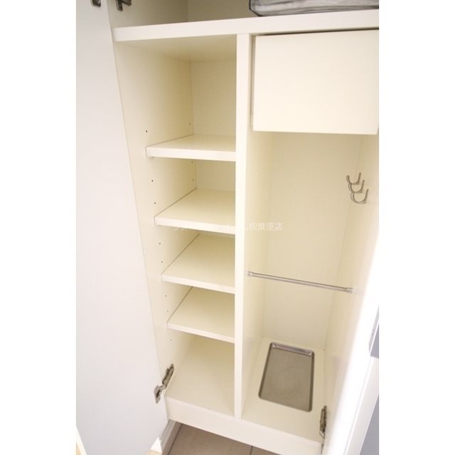 玄関　《見学予約受付中》上野駅徒歩圏内で利便性良好★