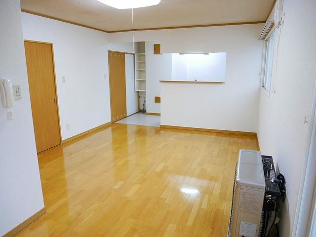 居室・リビング　リビング２