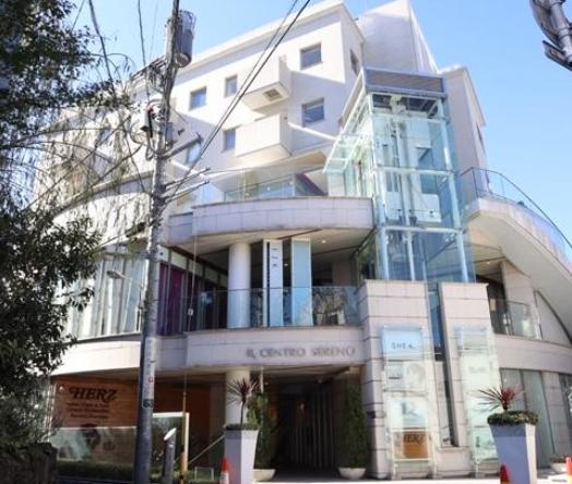 ショッピングセンター　イルチェントロ表参道（ショッピングセンター）まで527m