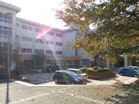 中学校　小田原市立酒匂中学校（中学校）まで1412m