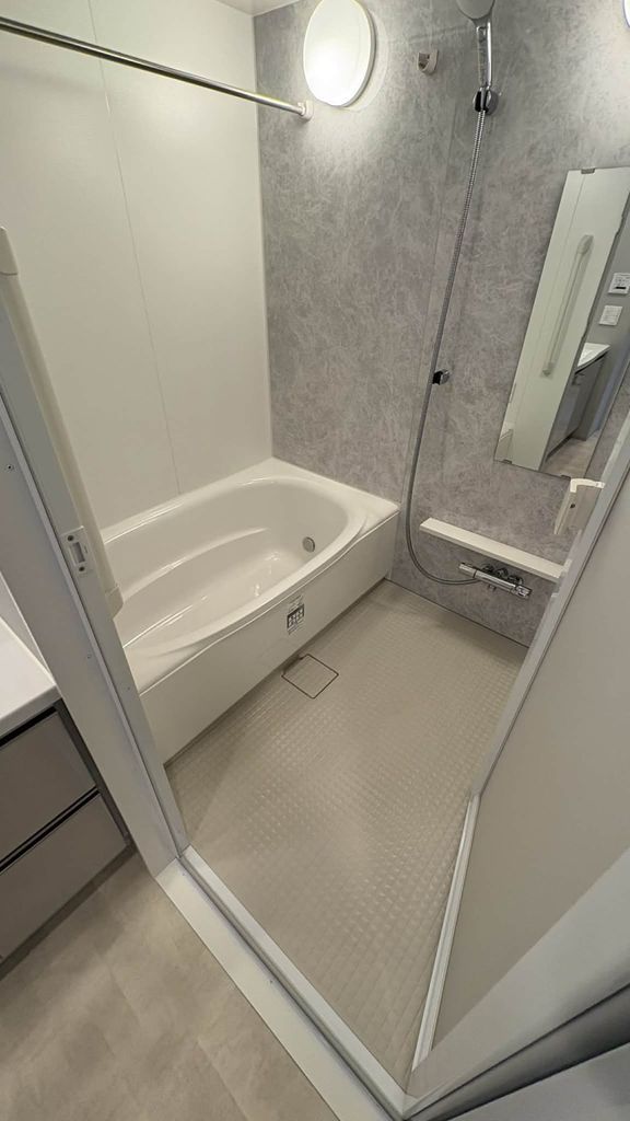 バス・シャワールーム