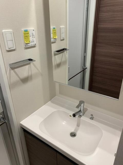 洗面設備　洗面台です