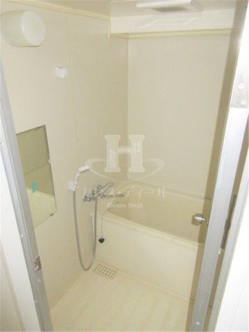 バス・シャワールーム　お風呂です