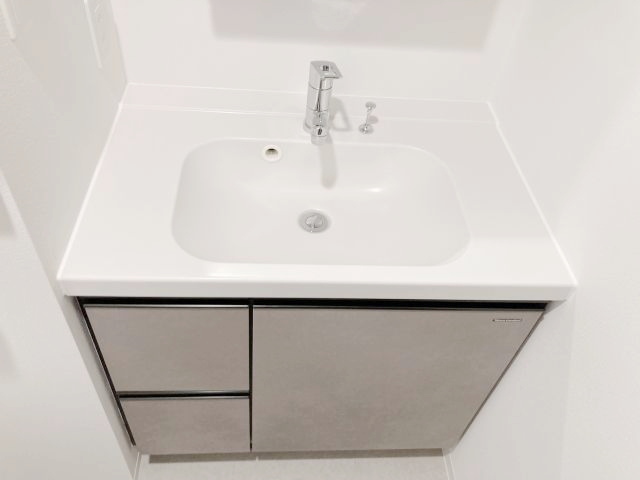 洗面設備　※写真は同タイプの別室のものです。