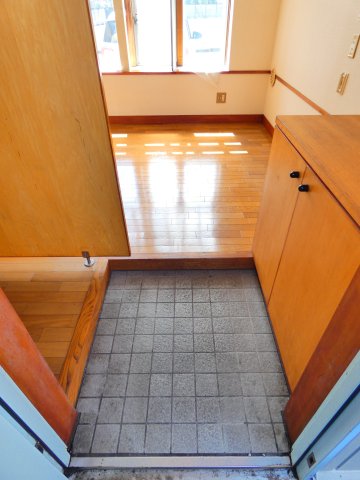 玄関　シューズボックスのある玄関です