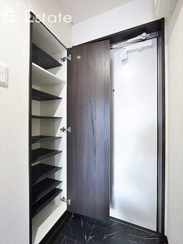 その他設備　シューズボックス