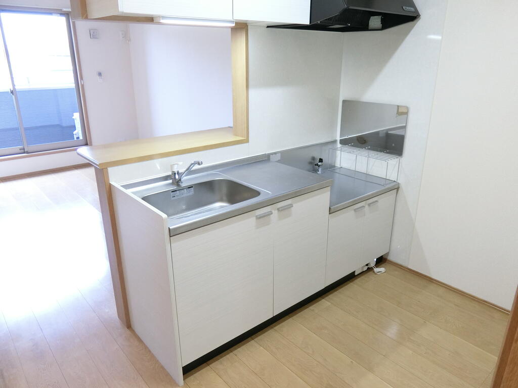キッチン　内観写真・動画・パノラマは同アパート中部屋のものです