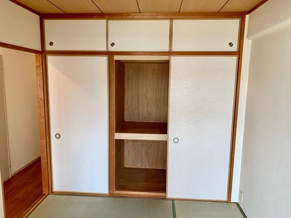 収納　棚があり便利ですよ