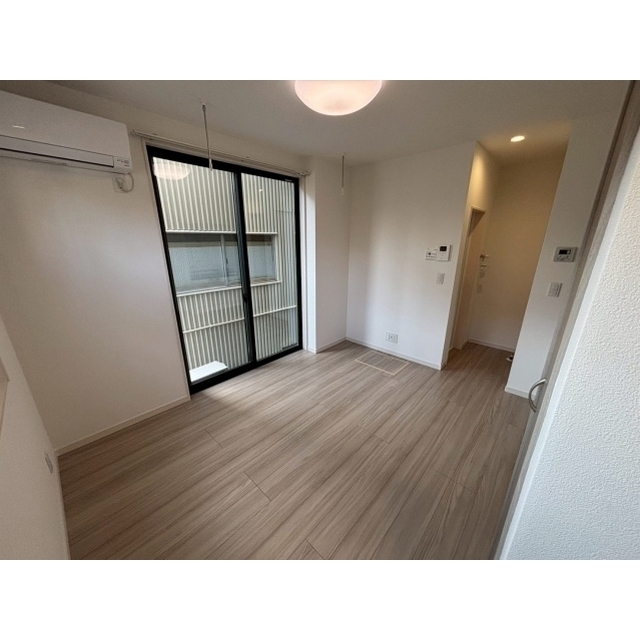 建物外観　洋室