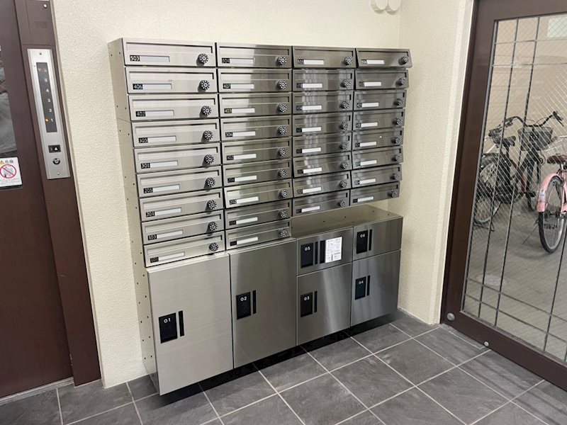 エントランス　便利な宅配BOX★