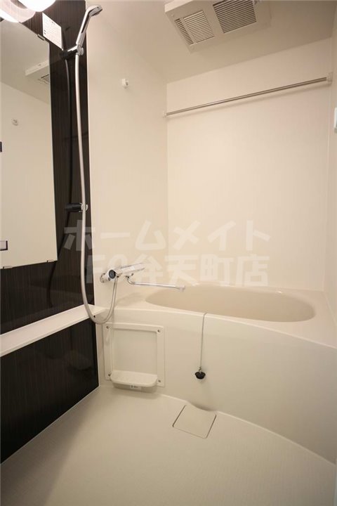 バス・シャワールーム　お風呂です