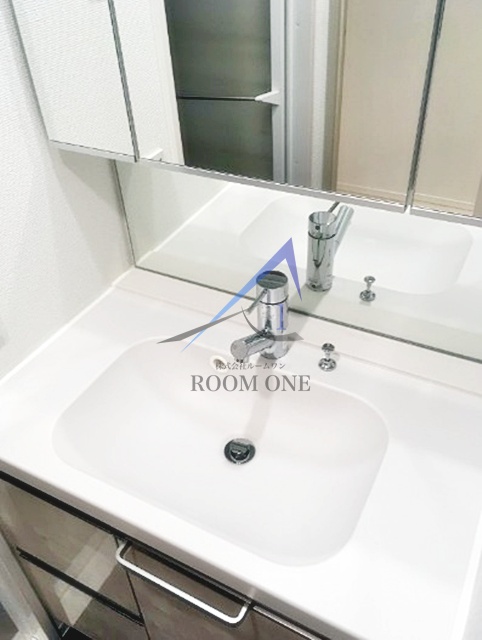 洗面設備　洗面台です。