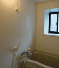 バス・シャワールーム　きれいなお風呂です