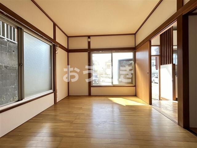 居室・リビング　?