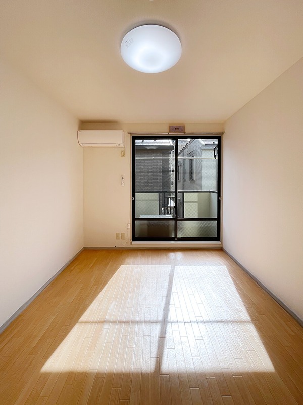 居室・リビング　別部屋同間取