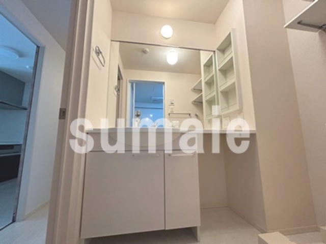 洗面設備　独立洗面台です！