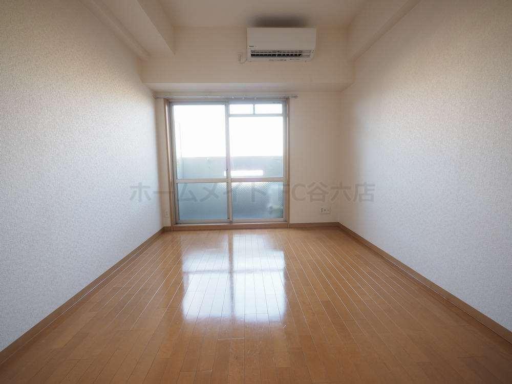 居室・リビング　エスリード上本町北