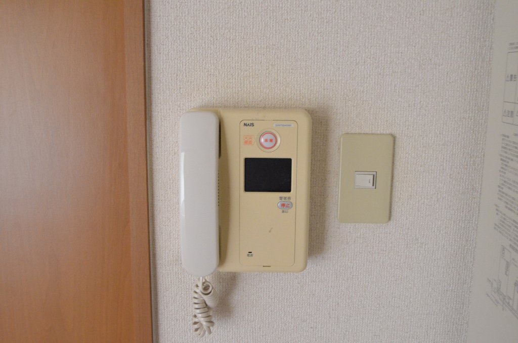 セキュリティ　カメラ付インターホン