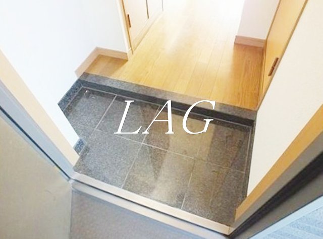 玄関　玄関です。