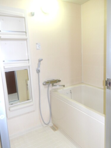 バス・シャワールーム　浴室　※前回募集時2025年9月の写真