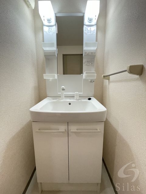 洗面設備　同仕様