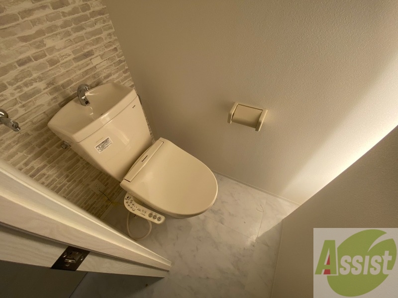 トイレ　トイレです。ウォシュレット付を探している方、おすすめです。