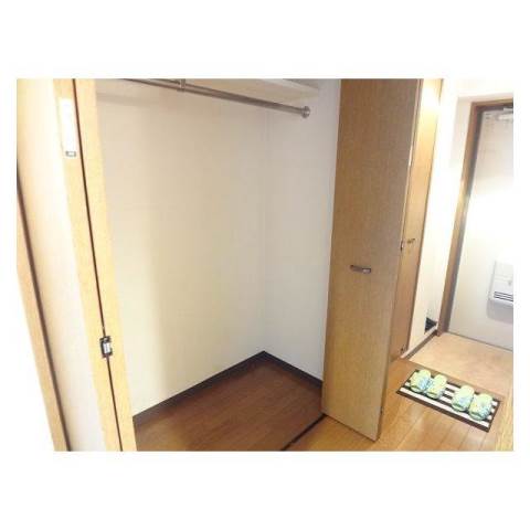 収納　ポポラーレ西都賀の収納