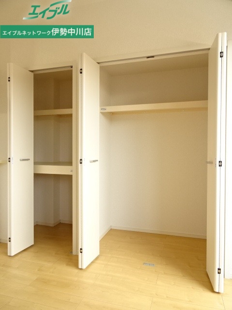 収納　同型部屋写真です。