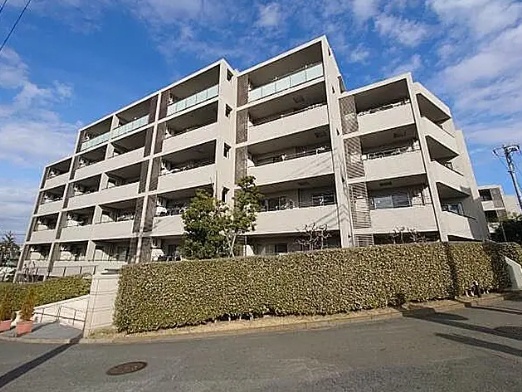 建物外観　オートロック付きです